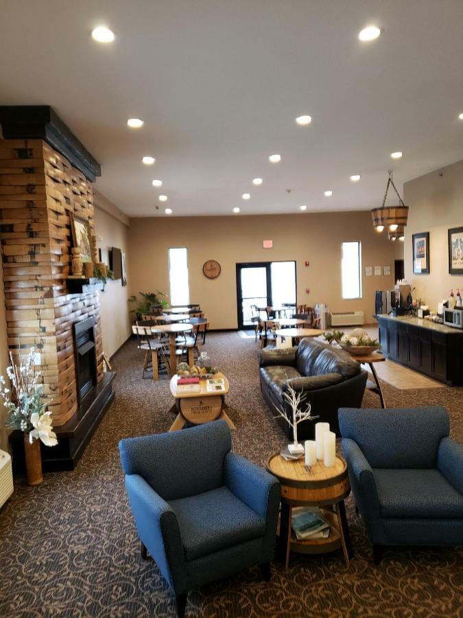 Cobblestone Inn & Suites - Manning Zewnętrze zdjęcie